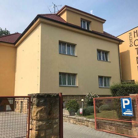 Hotel Bohemia Jičín Exterior foto