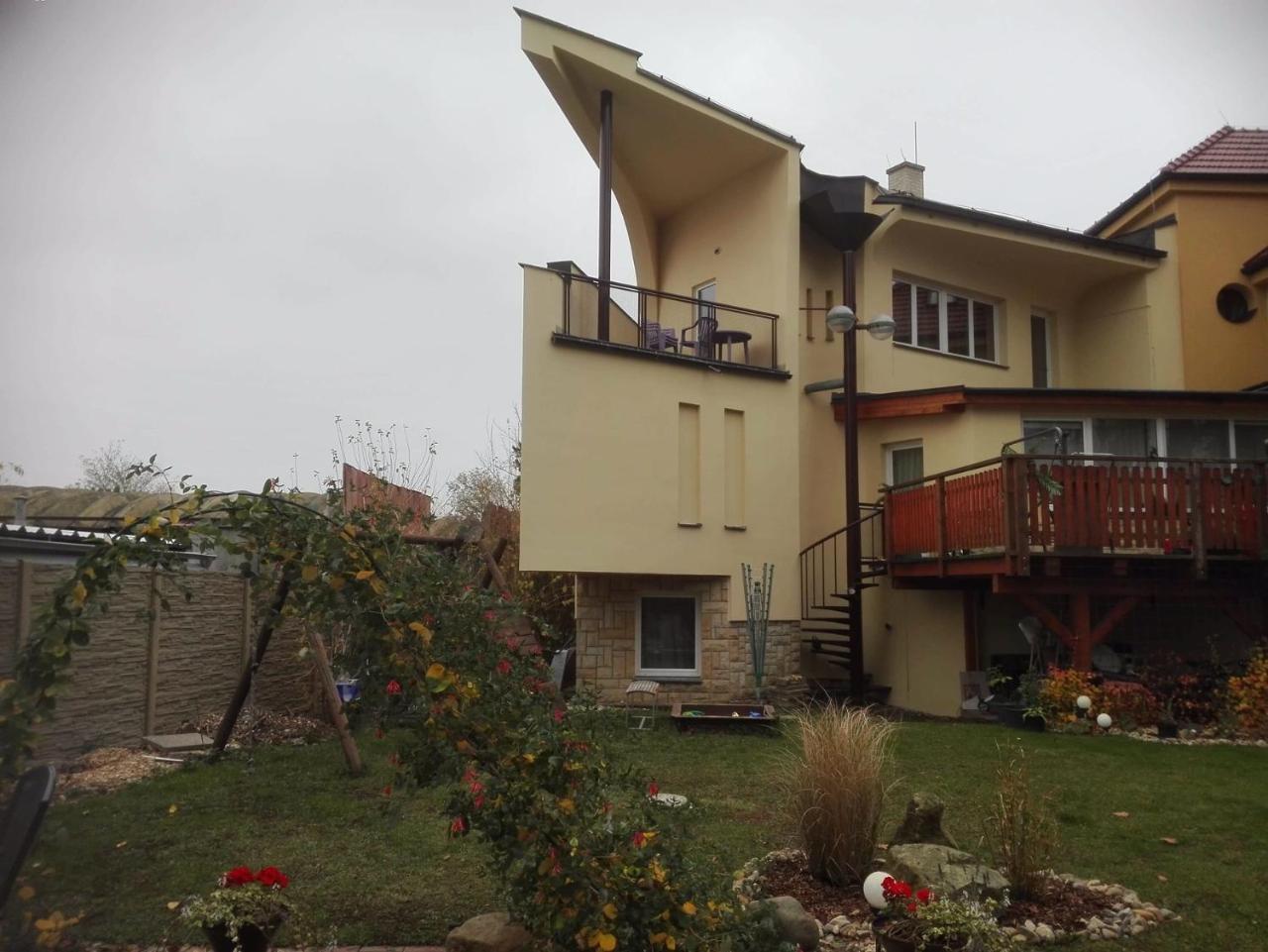 Hotel Bohemia Jičín Exterior foto